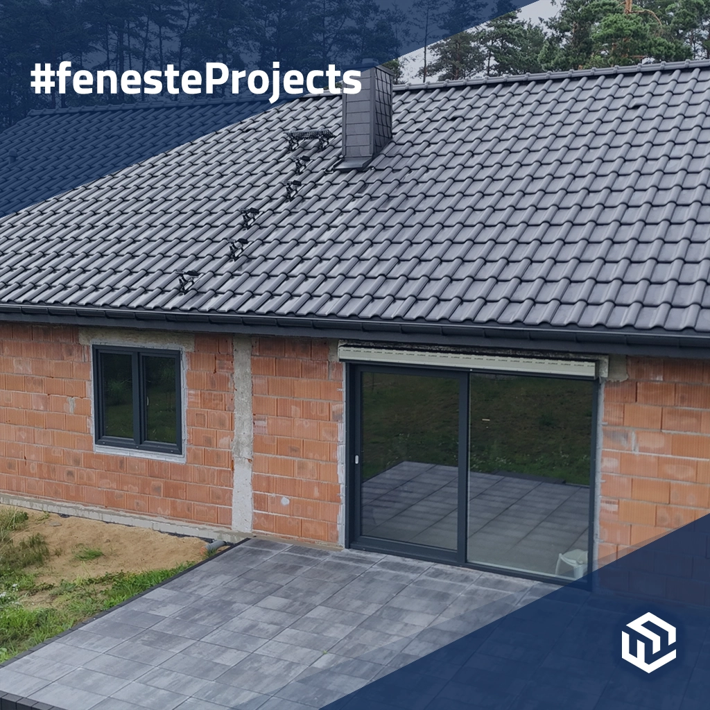 Energy-efficient single-family house in the middle of the forest 🎥 projects window-accessories roller-shutters anthracite-gray  